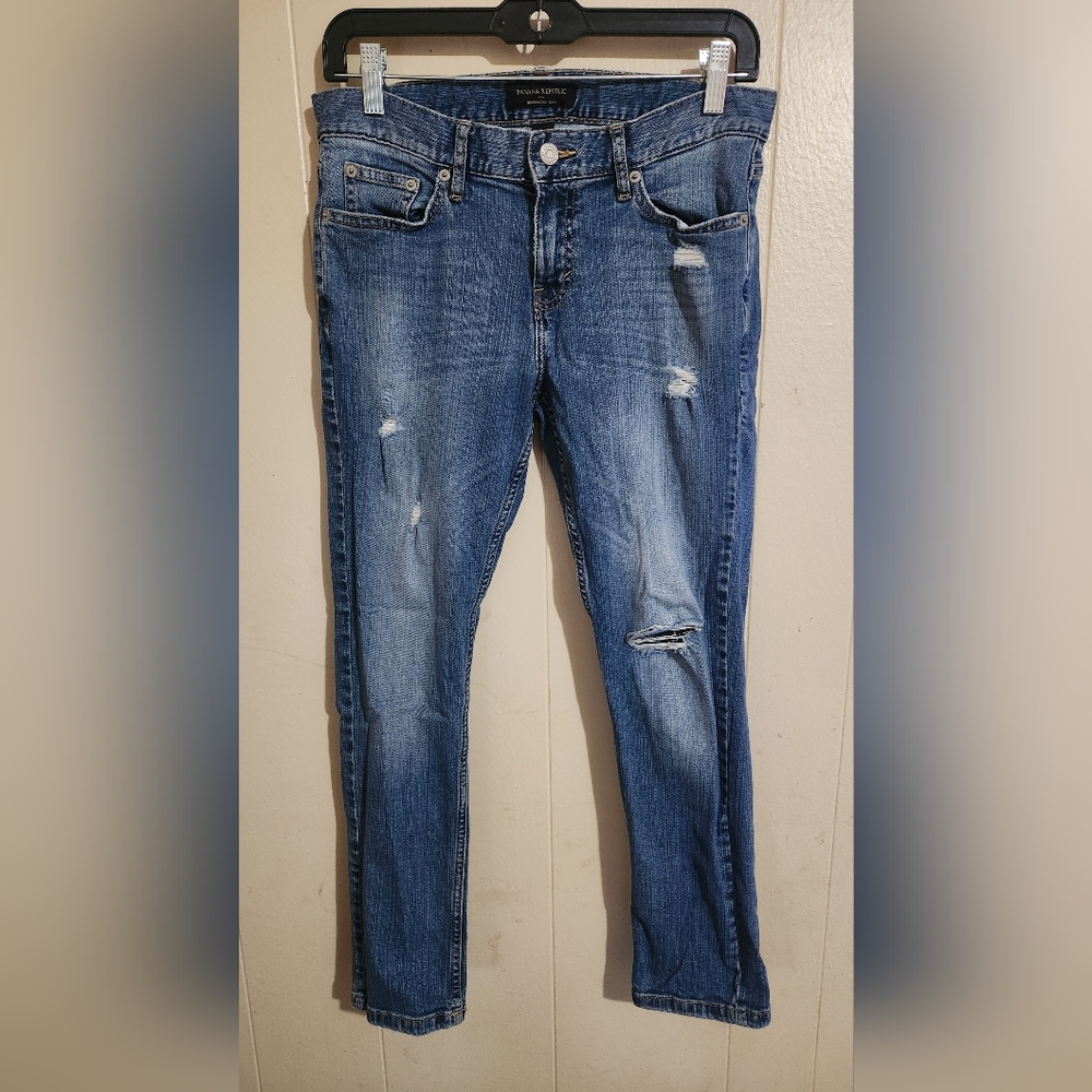 Banana Republic Jeans Size 26/2 Blue Boyfriend Fit Distressed Destroyed Womens